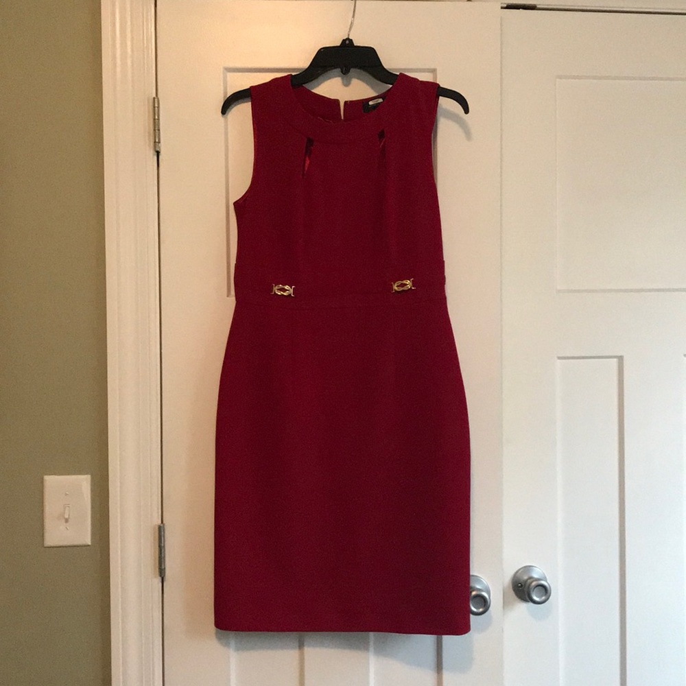 Like new! Red, sleeveless dress